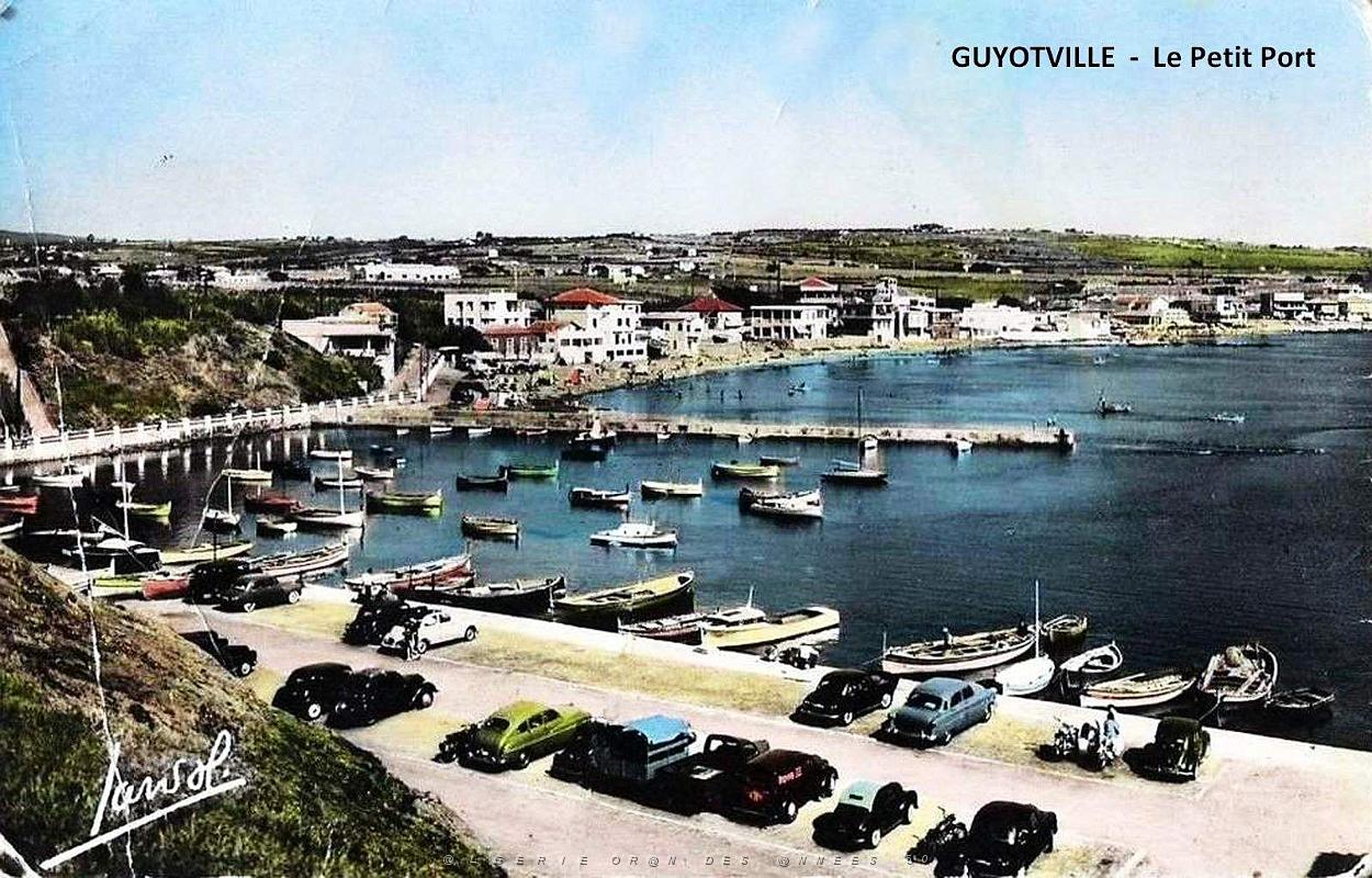 Guyotville - Le Petit Port.jpg